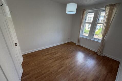 Ballindalloch Drive, Dennistoun photo 5