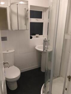 Shared Shower Room.jpg