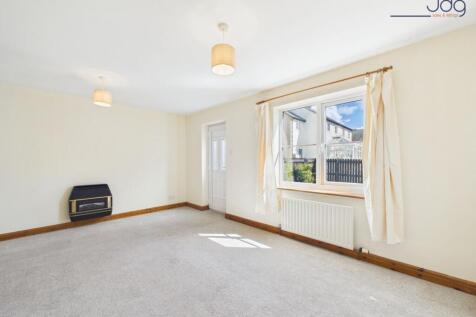 Spacious Lounge