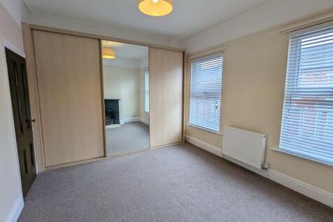 PXL_20251003_1100...