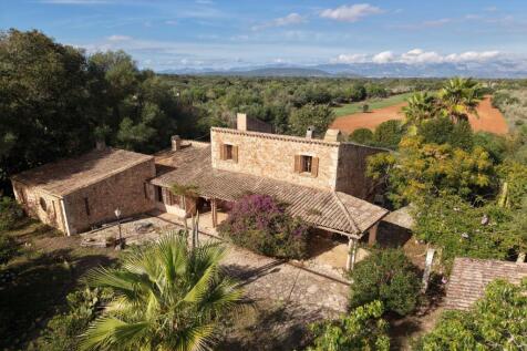 Rustic House with view