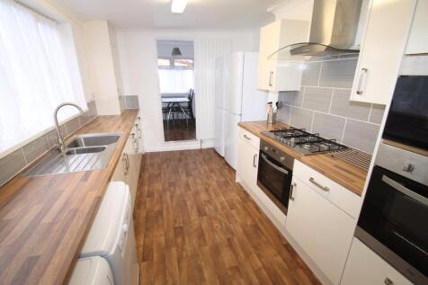 6-bed house on 200 North Road West, Plymouth, Devon, PL1, £490/mo