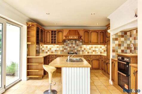 Hurst Hill, Lilliput, Poole photo 5