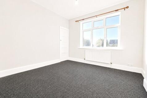 Tankerville Drive, Leigh-on-Sea, Essex, SS9 photo 5