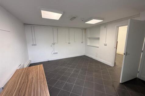 149a West Bay Road-1.jpg