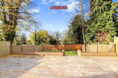 flat3 74 station road gardendp.jpg