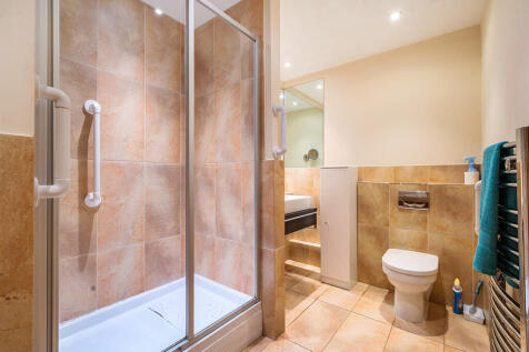 Ensuite Shower Ro...