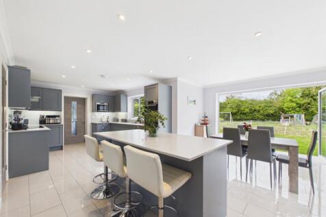 Kitchen diner- Mark Stephens EweMove Newmarket and