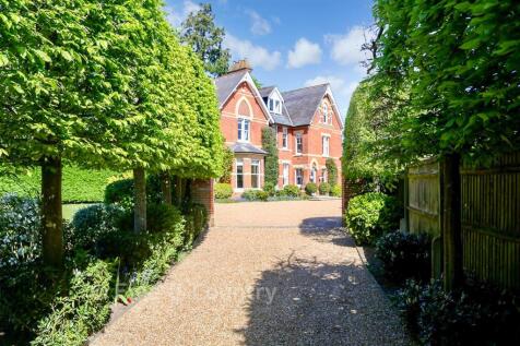 Tonbridge, TN11 - property photo