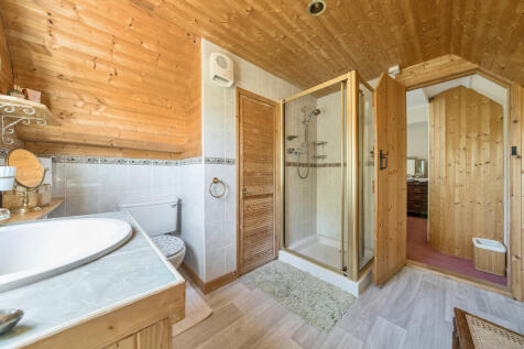 Ensuite Shower Room