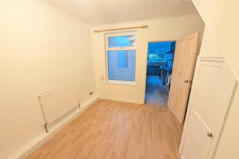 Watson Street, Sutton-On-Hull photo 3