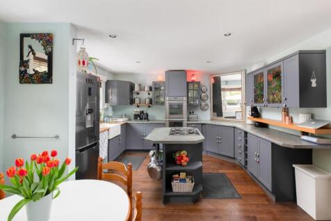 217 Bailbrook Lane-34.jpg