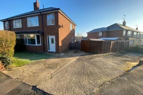 3-bed semi-detached on David Road, Bilton, Rugby, CV22, £1,350/mo