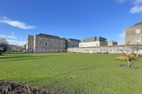 Dudding Court 10 - Communal Garden.jpg