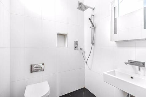 First Floor En-suite Shower Room