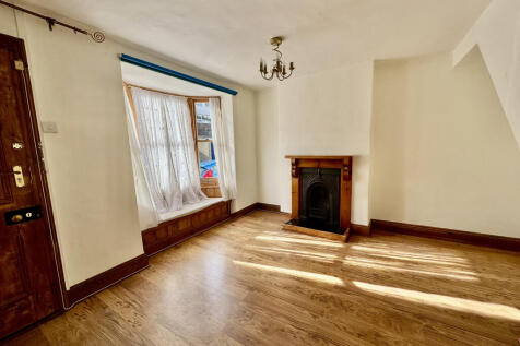 Living Room.jpeg