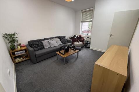 Whiley Street, Longsight, £135pppw photo 3