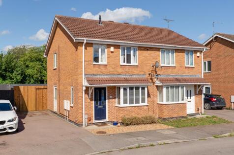 38 Stratfield Way, Kettering-00604.jpg
