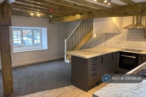 Open Plan Lounge &amp; Kitchen