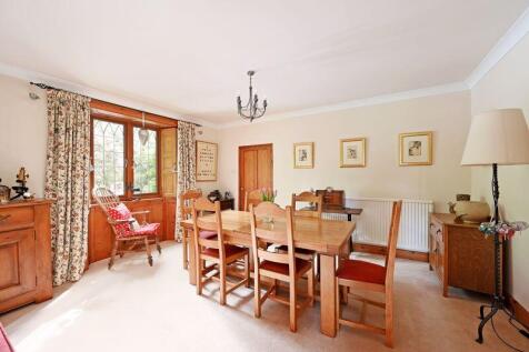 Lounge / Dining Room