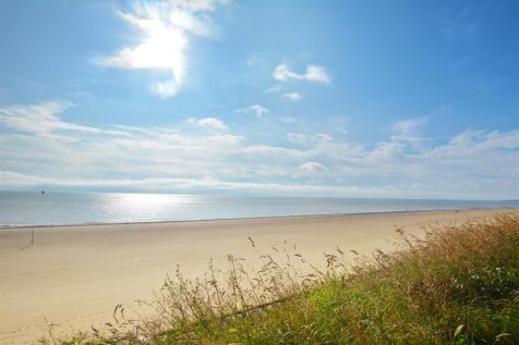 PAKEFIELD BEACH.jpg