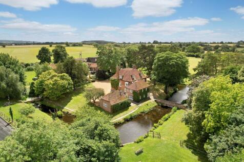 Copcourt Manor, Tetsworth, Oxfordshire, OX9 7DE