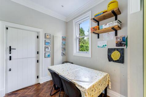 Breakfast Kitchen Aspect 4