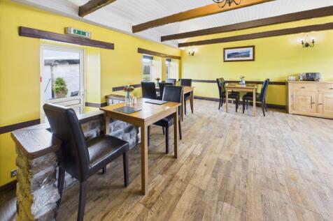 CAM03481G0-PR0107-STILL007