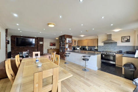 Click to visit Rightmove listing