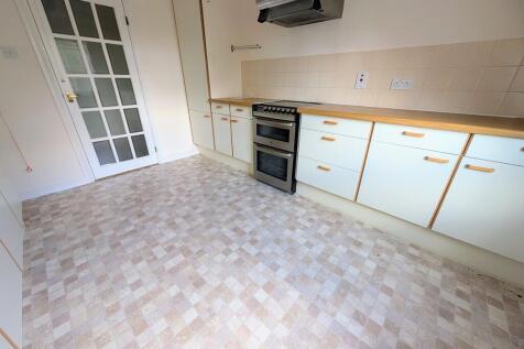 PXL_20250912_1048...