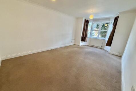 St Albans Road, Bournemouth,  photo 3