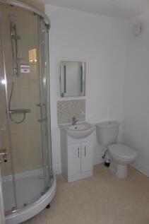 FLAT 2 100-102 High Street, Newmarket, Suffolk photo 4