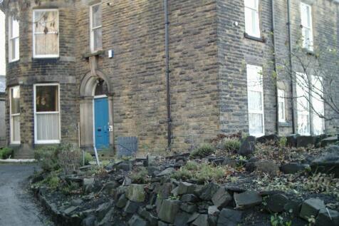 6-bed flat on Cumberland Road, Leeds, £3,016/mo