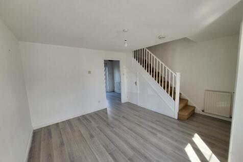 Cricketfield Place, EH48 photo 3
