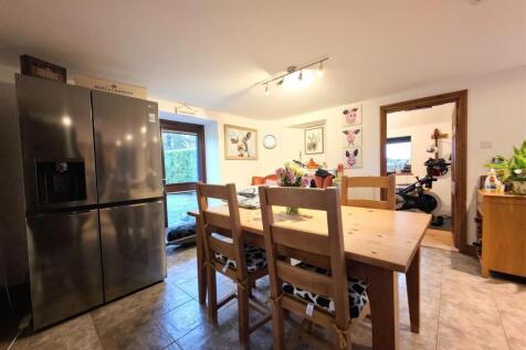 75 Hurst Cottage, Aldenham, Bridgnorth photo 3