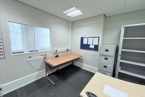 Office for sale Image 4