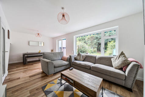 1344696-7-68bad0c...