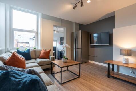 136DR - Living Area