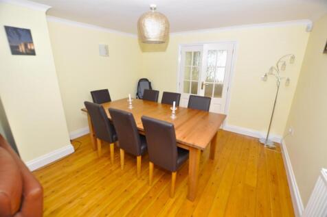 Lounge/Dining/Family Room