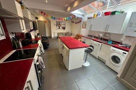 Dawlish Road, Selly Oak, West Midlands, B29 photo 3