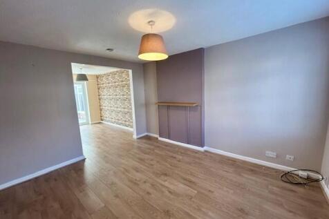 Denny Close, Upton photo 5