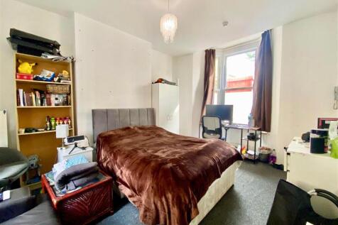 Ennis Road, London, N4 3HD photo 3