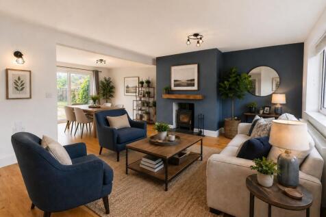 Sitting/Dining Room