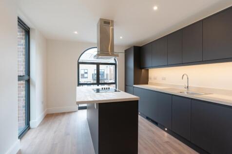 Kitchen living area 