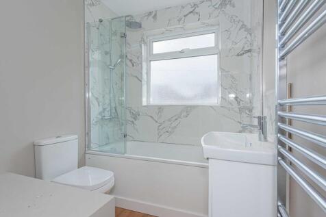 Poole Road, West Ewell photo 4