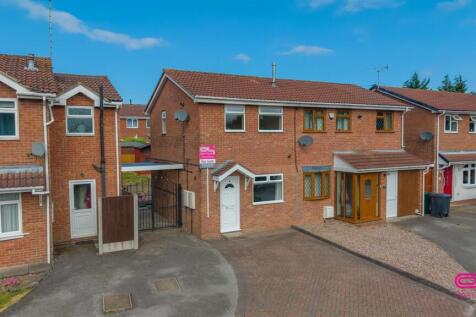 Rosecroft Gardens, Swadlincote (1).jpg