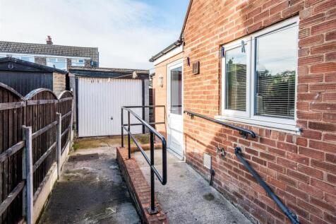 Side Access/Garage