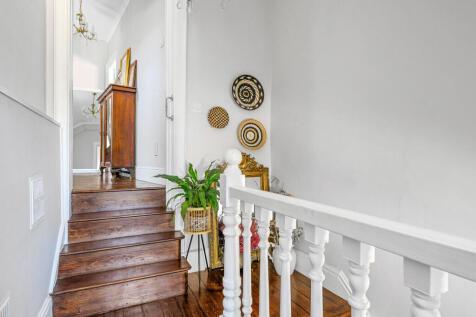 56 Church St-Hi-4...