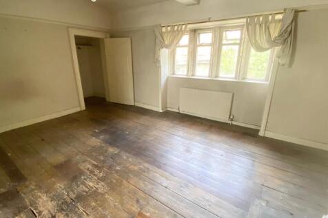 new main bedroom.jpg