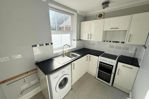 Gippeswyk Avenue, Ipswich, Suffolk, IP2 photo 3